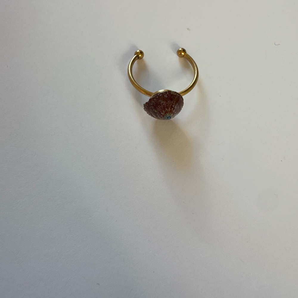 Handcrafted adjustable gold strawberry shell ring